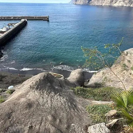 Adelfas 53 * Santiago del Teide